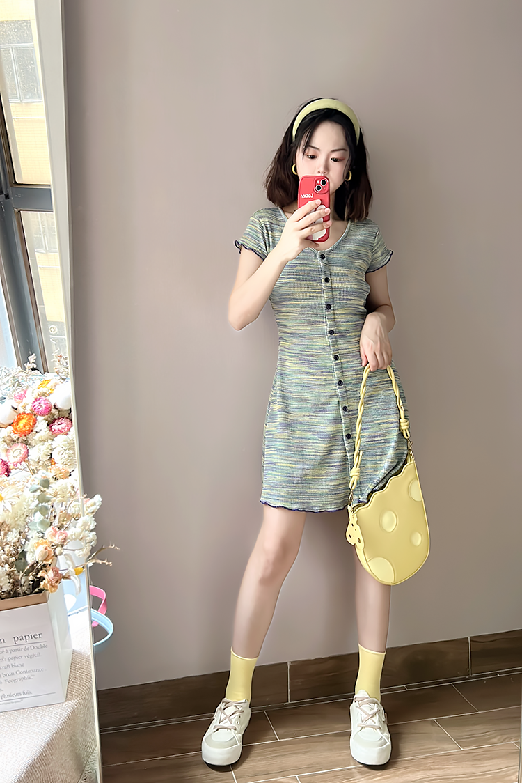 法式甜美V领短袖显瘦条纹针织连衣裙纯欲风甜美彩色马卡龙ins风