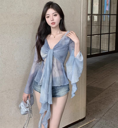 蓝色V领扎染长袖衬衫女装秋冬纯欲风薄款别致收腰设计感小众上衣