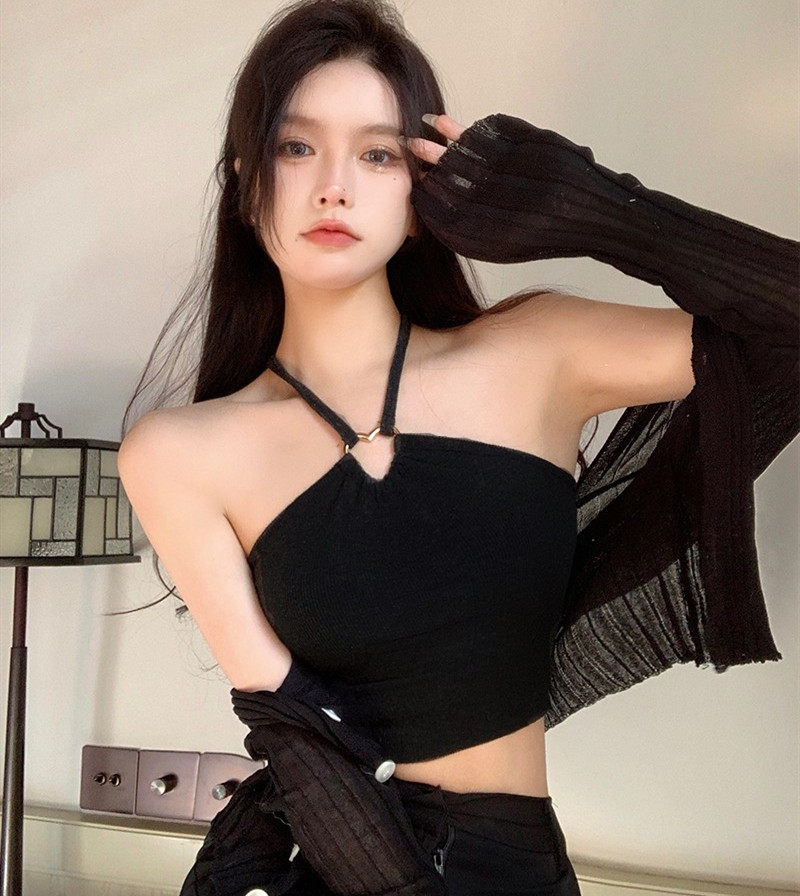 纯欲短款内搭打底衫女ins超火夏季性感辣妹挂脖修身小吊带背心潮