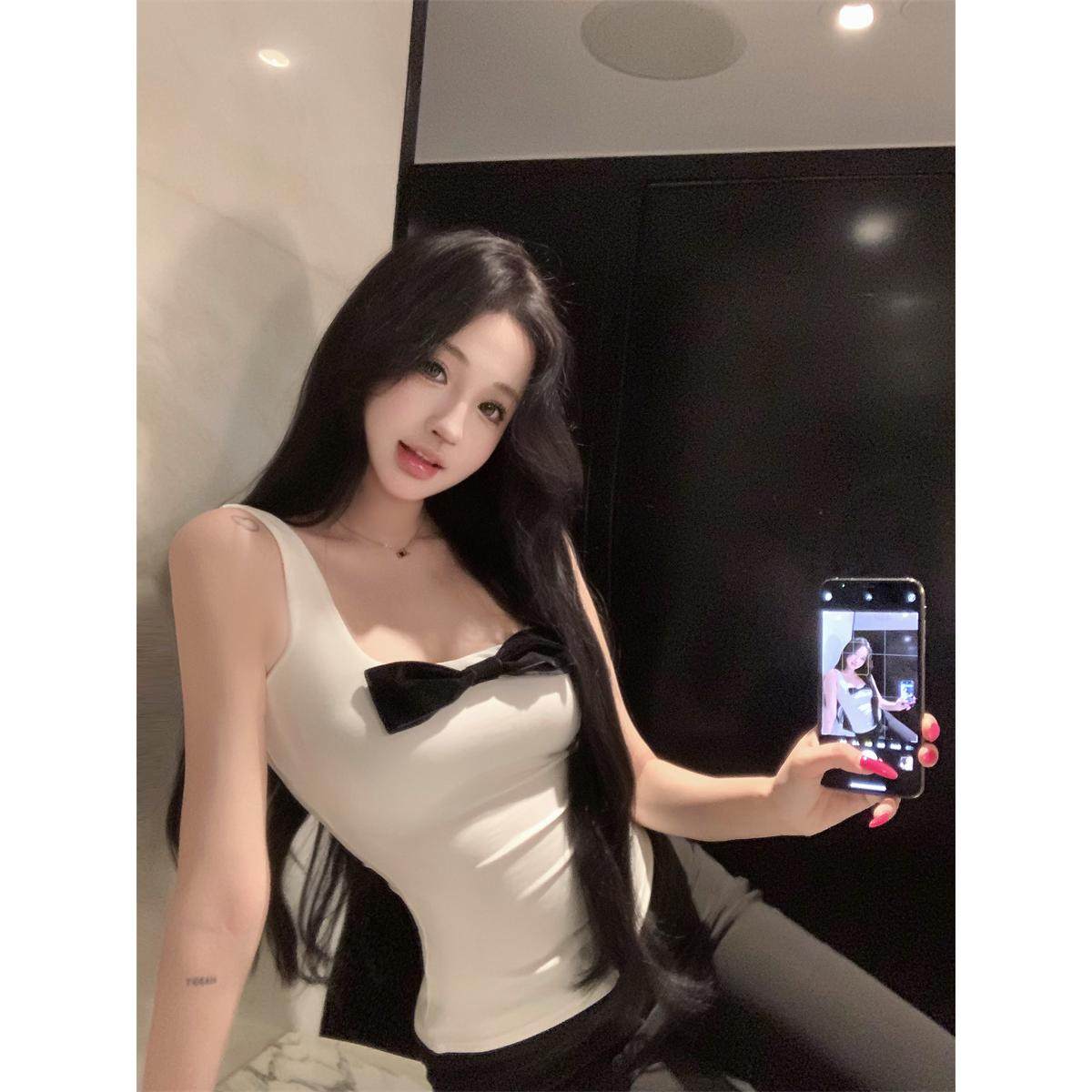 蝴蝶结白色方领吊带背心女夏