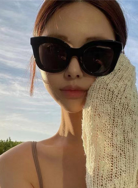 防紫外线法式女大框显瘦墨镜