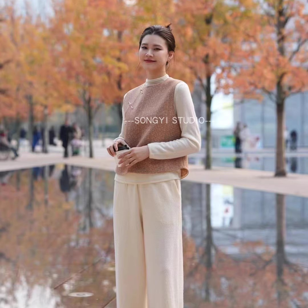 新中式圆领羊毛混纺斜襟马甲