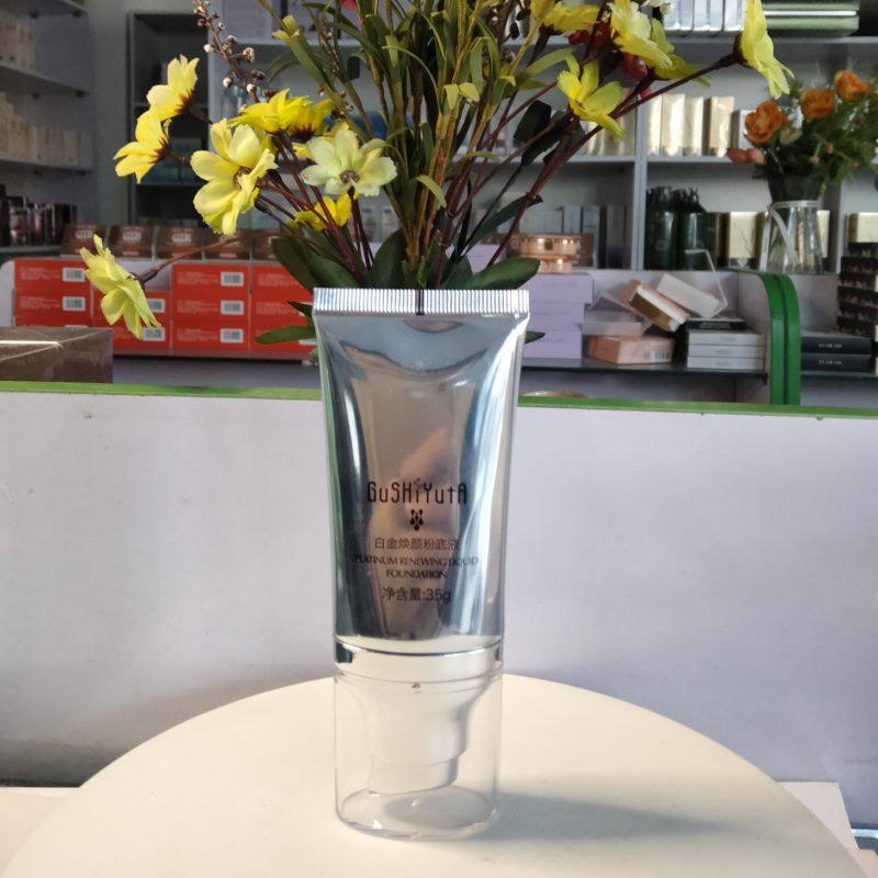 故事与她白金焕颜粉底液35g遮瑕提亮持久裸妆防水粉底女士,彩妆/香水/美妆工具,粉底液/膏,淘宝优惠券,粉丝福利购,淘宝优惠卷