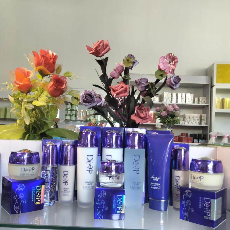 包邮桑芙兰臻颜补水保湿提亮套装润肤控油清爽水乳霜眼霜精华女士