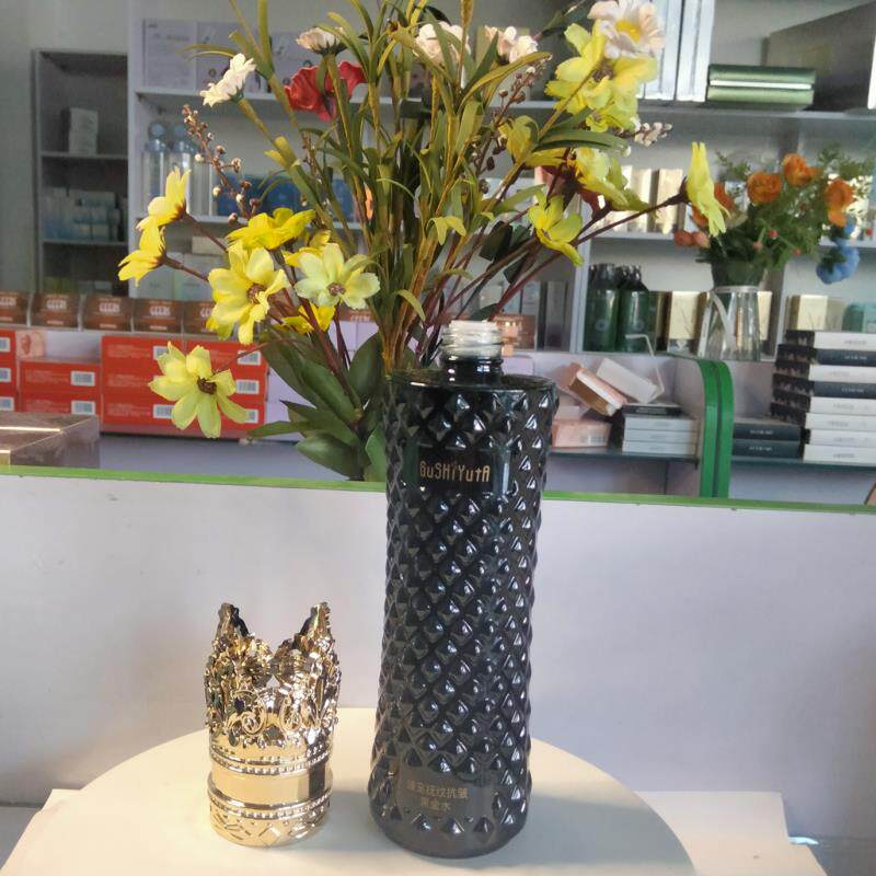 故事与她臻宠抚纹抗皱黑金水150ml补水保湿润肤精华柔肤水女