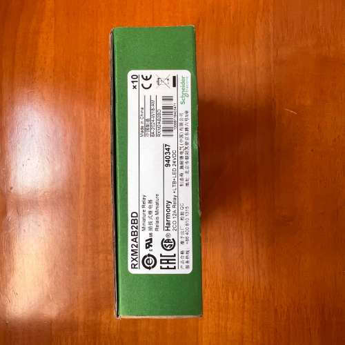 议价施耐德继电器RXM2AB2BD,全新原装正品,带LED指示灯