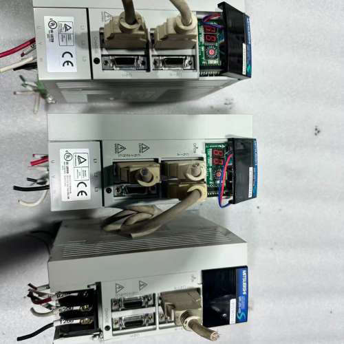 议价三菱伺服驱动器MR-J2S-40B-PY096T018，成色