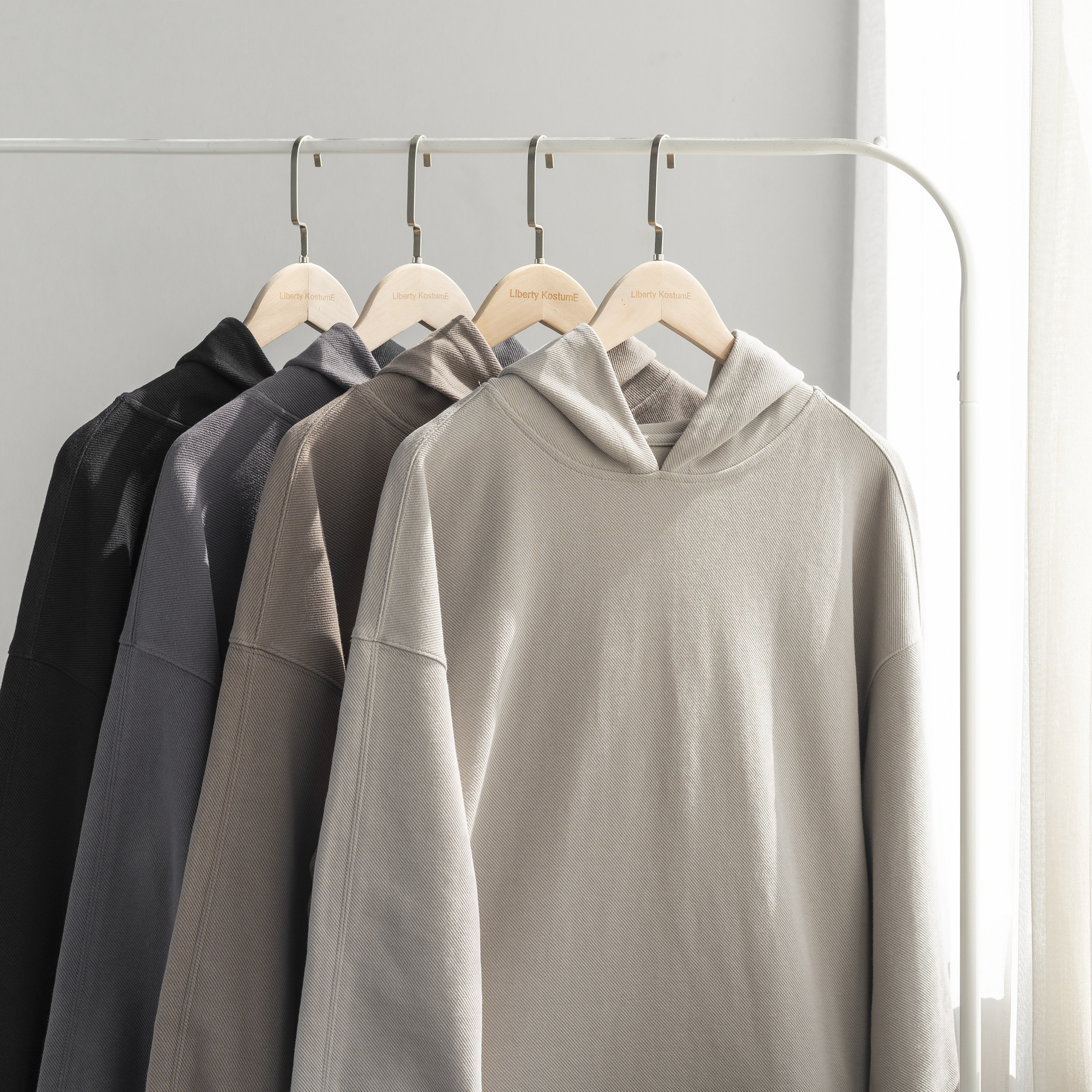 LibertyKostume连帽卫衣