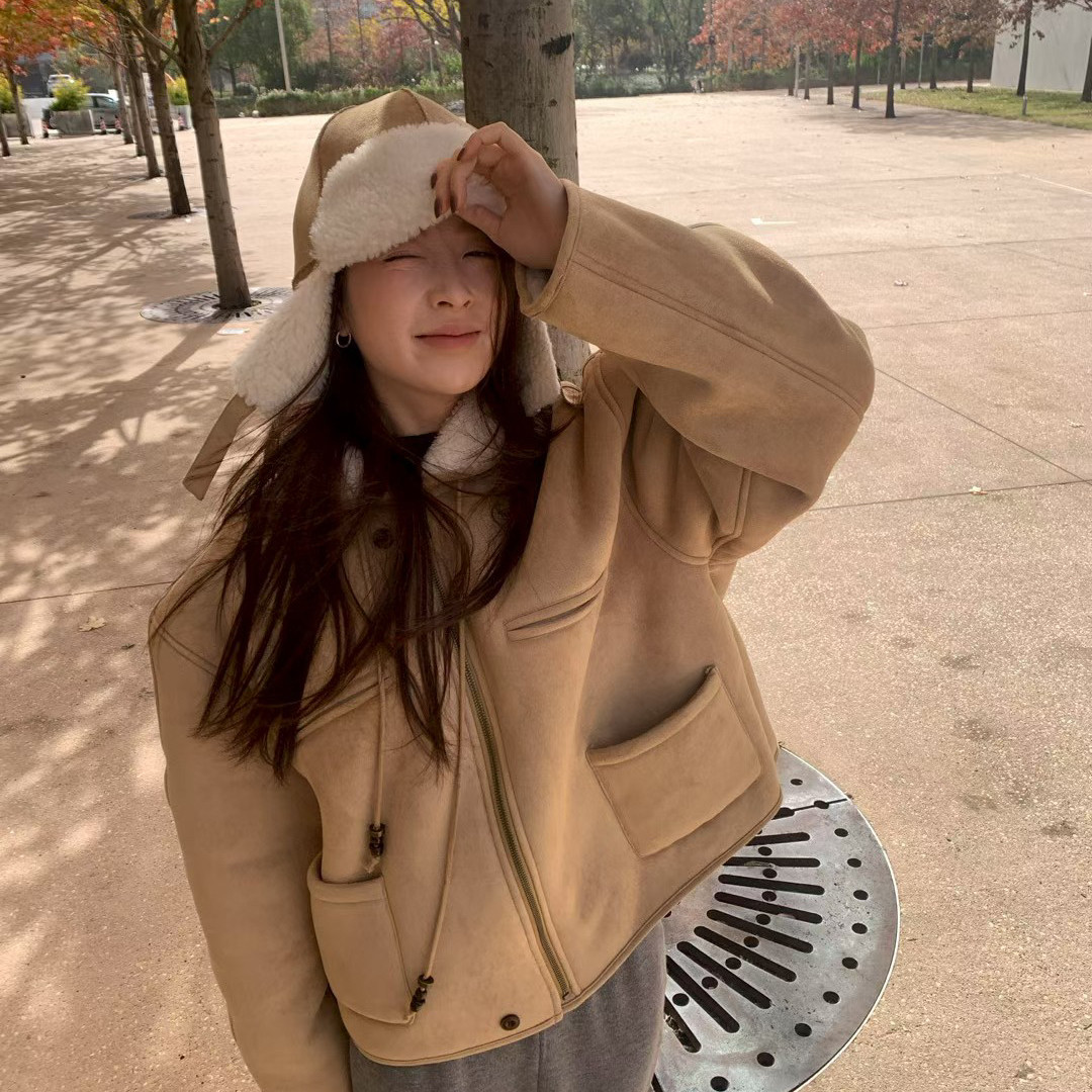 ins小屋-日系慵懒风毛领仿皮毛一体短外套(配雷锋帽)slurp-85178