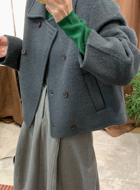 Vaoom-高级感双排扣设计翻领毛毛感羊毛外套（含9.1羊驼毛）L056