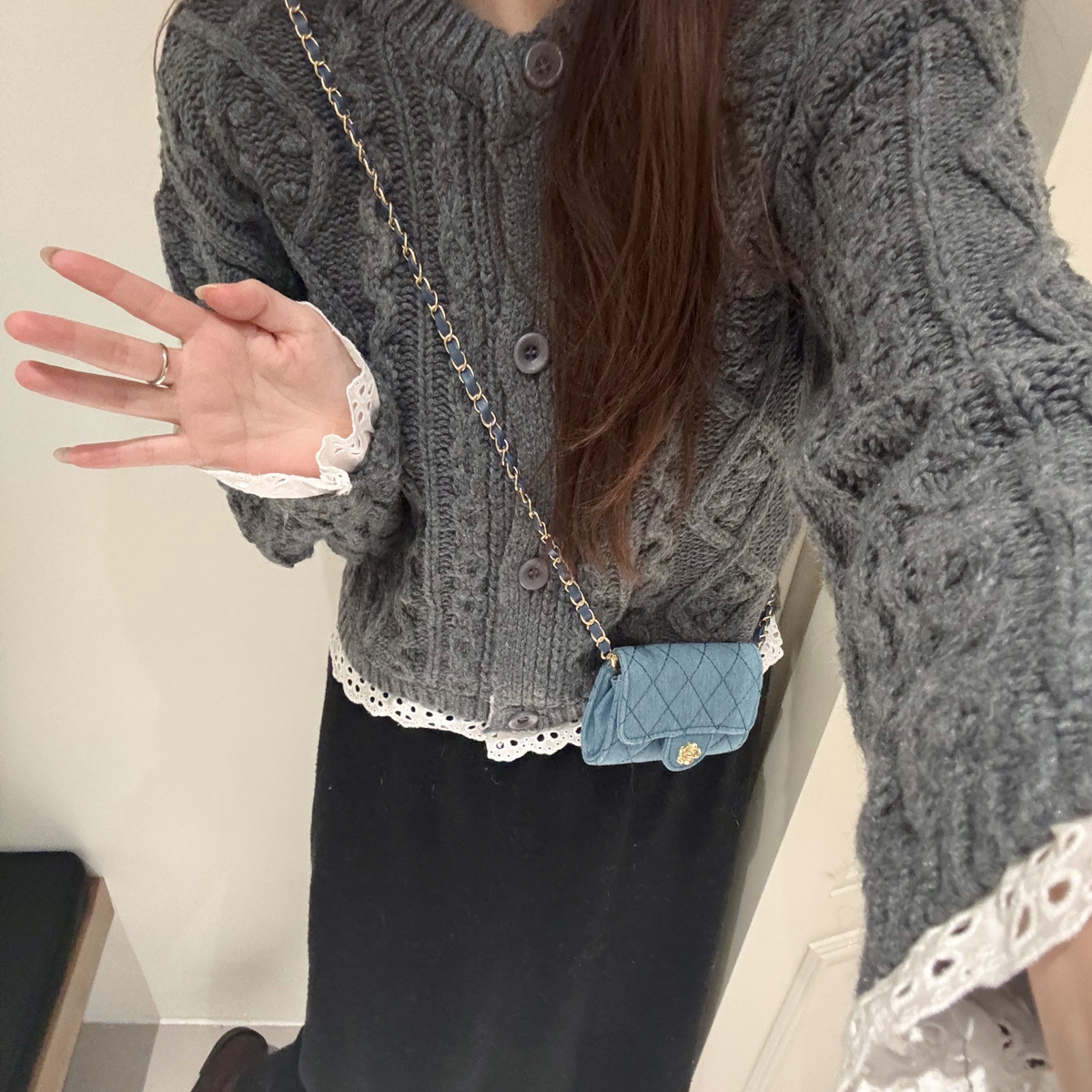 DARA ROSE-复古小众设计感蕾丝边拼接保暖毛衣（含80羊毛）S8037,女装/女士精品,毛针织衫,淘宝优惠券,粉丝福利购,淘宝优惠卷