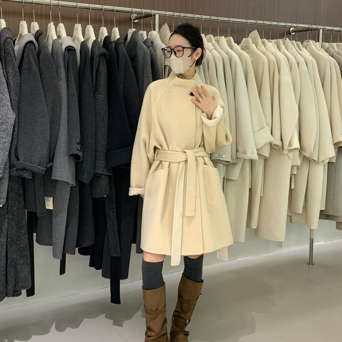 卡芙-高级感立领宽松中长款羊毛外套(配腰带)（含100羊毛）88530,女装/女士精品,羽绒服,淘宝优惠券,粉丝福利购,淘宝优惠卷