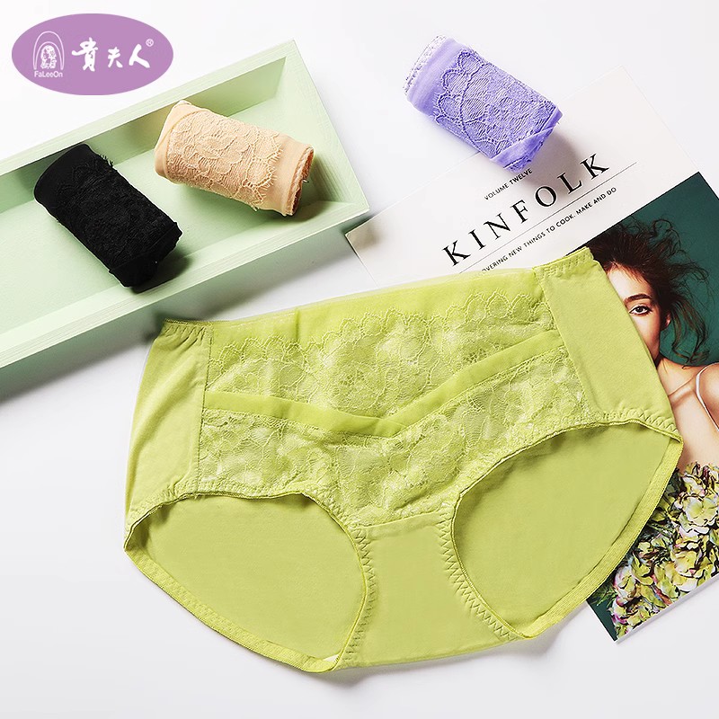 贵夫人提臀三角裤性感蕾丝