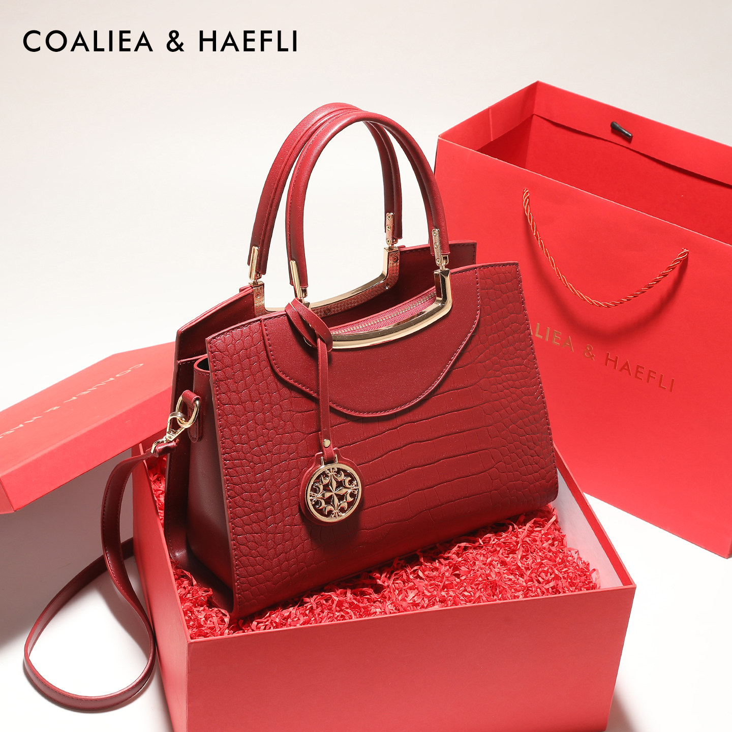 香港品牌红色妈妈礼物包包大气结婚手提婚包喜婆婆婚宴包日常可用,箱包皮具/热销女包/男包,托特包,淘宝优惠券,粉丝福利购,淘宝优惠卷