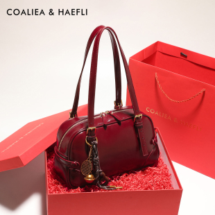 香港品牌2026新款 复古红色结婚包包女新娘包高级感腋下包日常可用