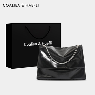 香港品牌软皮女包包2025新款 大容量托特包简约链条单肩腋下包婚包