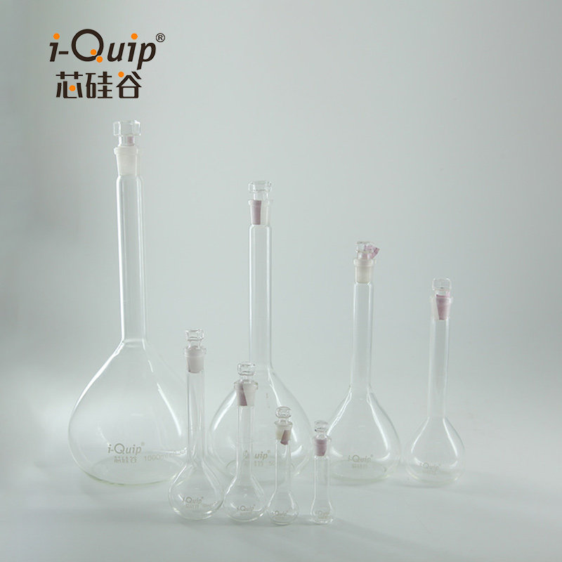 芯硅谷透明容量瓶带玻璃塞高硼硅