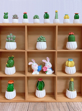 仿真仙人掌汽车摆件多肉树脂装饰摆件家居办公桌面电脑装饰工艺品