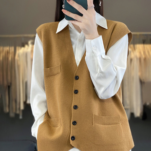 精纺羊毛马甲V领西装版型针织无袖内搭马夹坎肩开衫轻奢新款毛衣