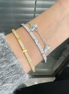 S925纯银精致满天星手镯四叶草手链ins气质高级轻奢简约小众设计