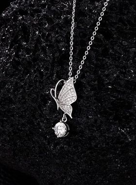 闪亮s925纯银侧边蝴蝶起舞莫桑石项链小众设计感清冷风时尚锁骨链