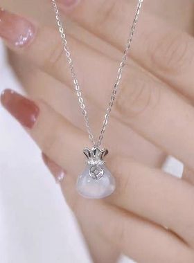 s999纯银福袋项链国潮新中式毛衣链复古高级感白玉髓吊坠锁骨颈链