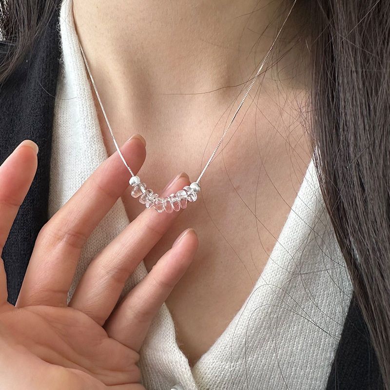 S925纯银白水晶炫彩小球项链女手工设计轻奢时髦锁骨链7954B