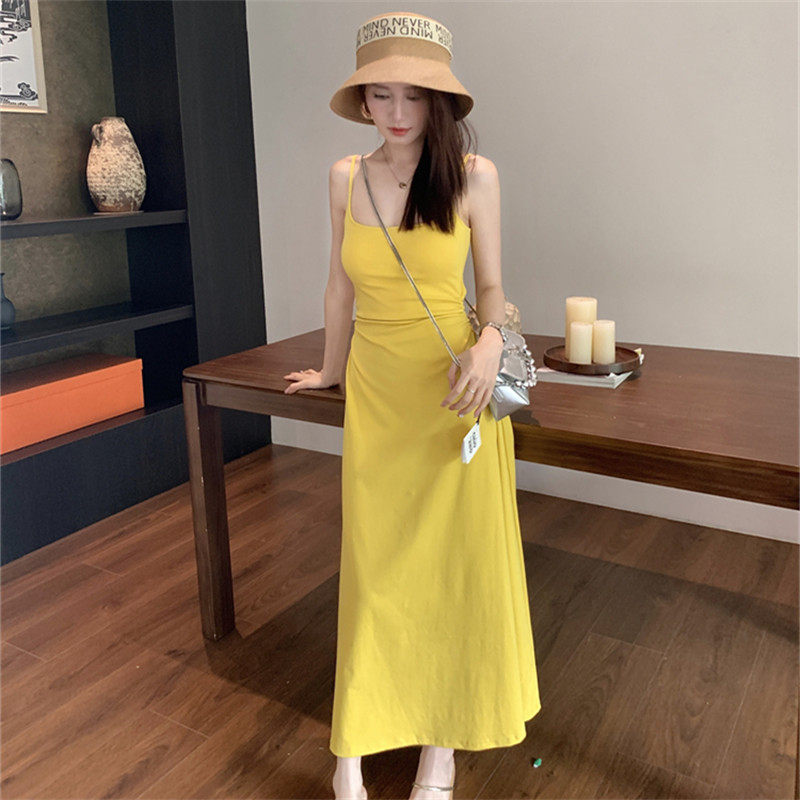 纯欲带胸垫辣妹露背夏季吊带连衣裙女收腰显瘦气质高级感长裙子