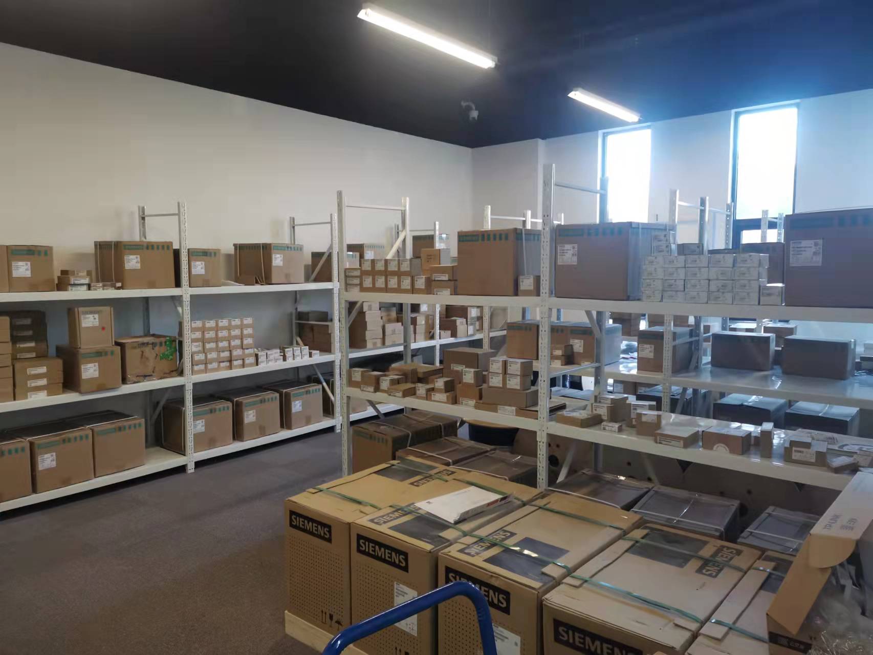 1P6SL3210-1KE22-6UB1西门子全新原装正品6SL3210-1KE22-6AB1现货