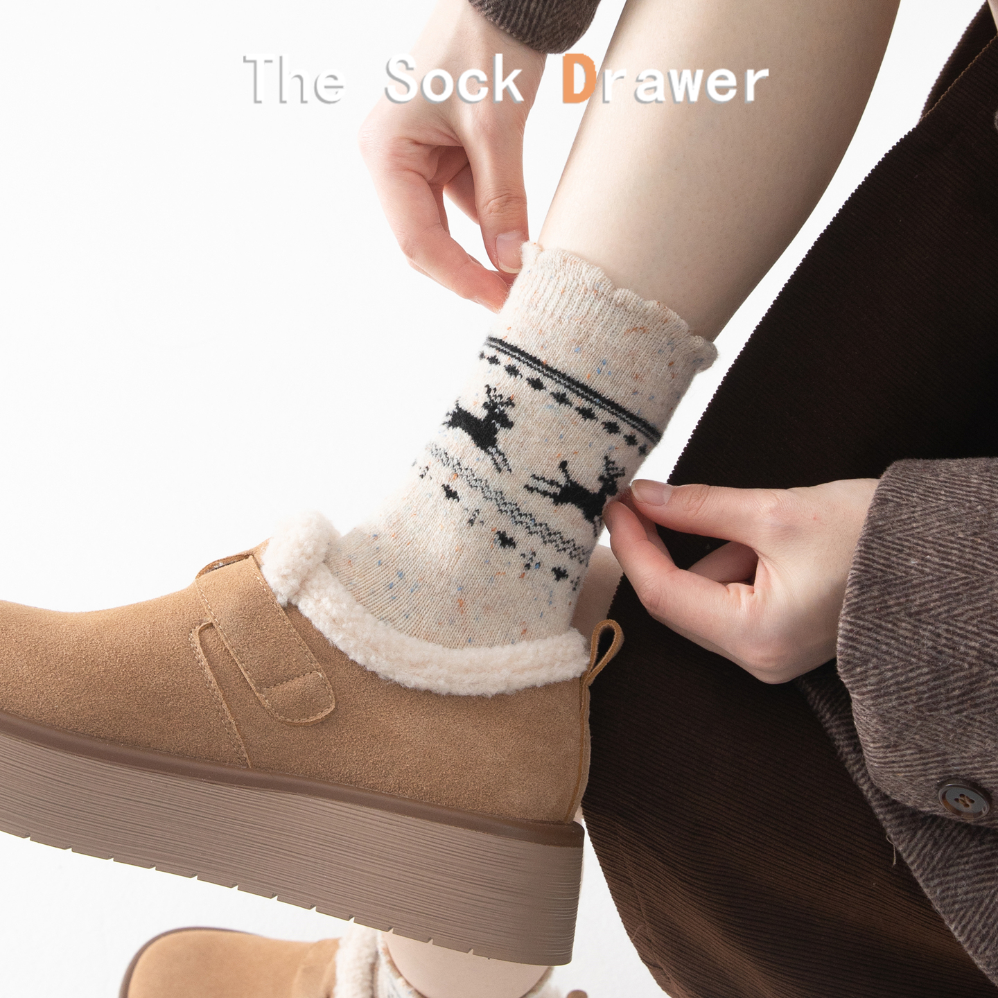 费尔岛羊毛点子纱中筒袜女秋冬加绒加厚韩版花边麋鹿加绒厚袜子