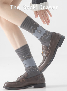 费尔岛中筒袜女冬季灰色卡通可爱刺绣小熊袜子纯棉配小皮鞋的袜子