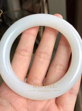 ROYAL珠宝新疆和田玉籽料手镯厚圆条羊脂白留皮细腻油润松长辈礼