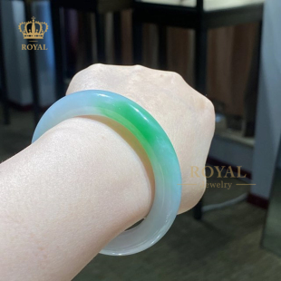 ROYAL珠宝缅甸A货翡翠手镯老坑冰糯种优雅气质送老婆长辈节日礼物
