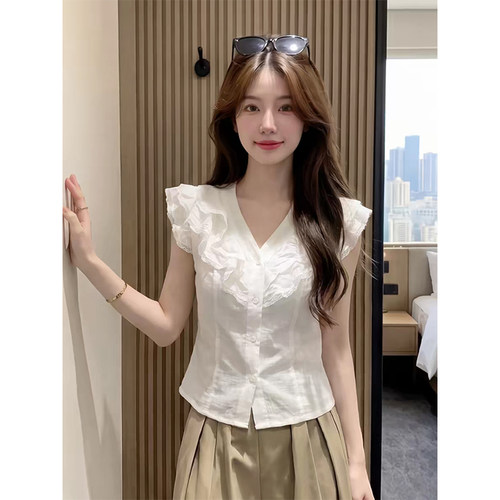 白色V领蕾丝荷叶边小飞袖衬衫女