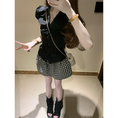 短袖翻领泡泡袖黑色衬衫上衣女夏