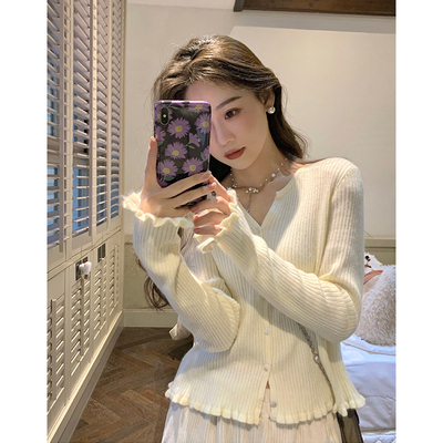 长袖V领短款软糯木耳边针织开衫