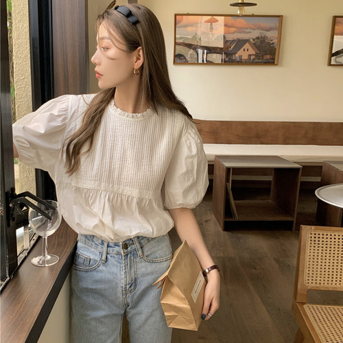 短袖圆领泡泡袖蕾丝边衬衫上衣女