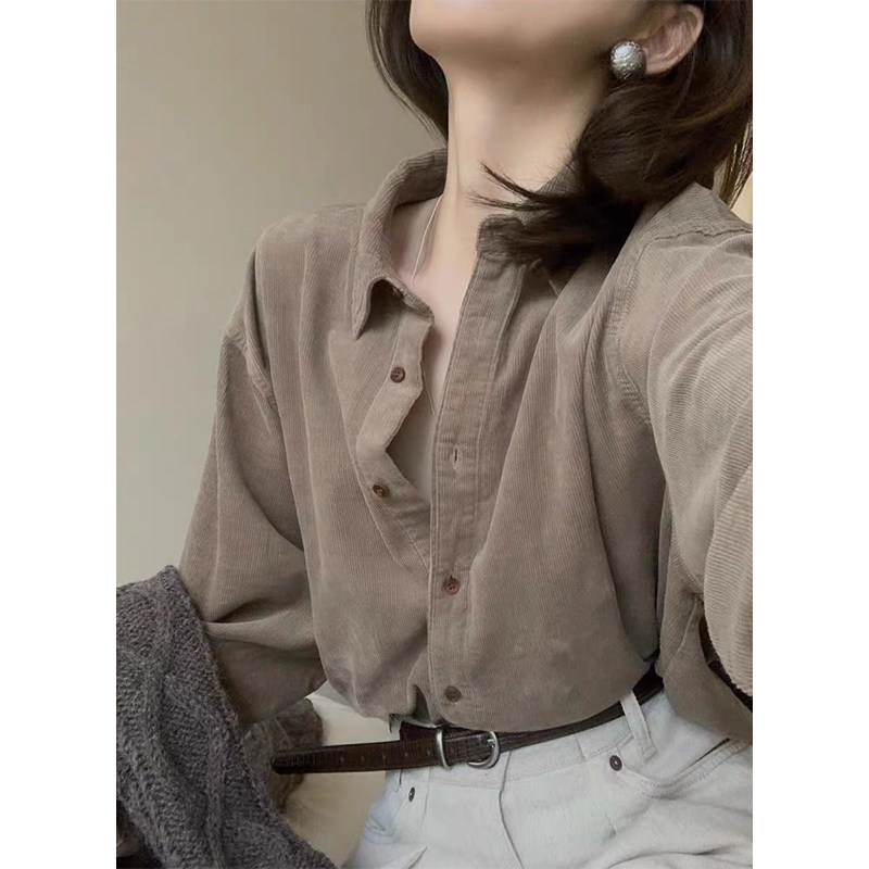 高级感复古洋气宽松简约休闲百搭长袖翻领内搭灯芯绒衬衫上衣女潮