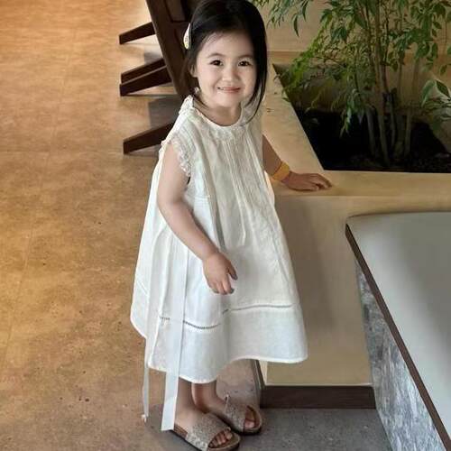 韩系女童连衣裙2026夏新款巨好看公主裙小女孩独特漂亮白色背心裙