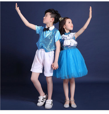 中小学生集体诗朗诵舞台演出服