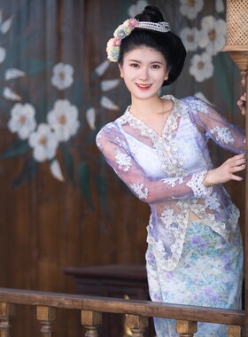 沙芭利2023蕾丝筒裙套装