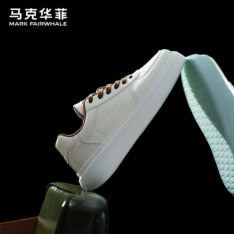 马克华菲透气休闲板鞋小白鞋