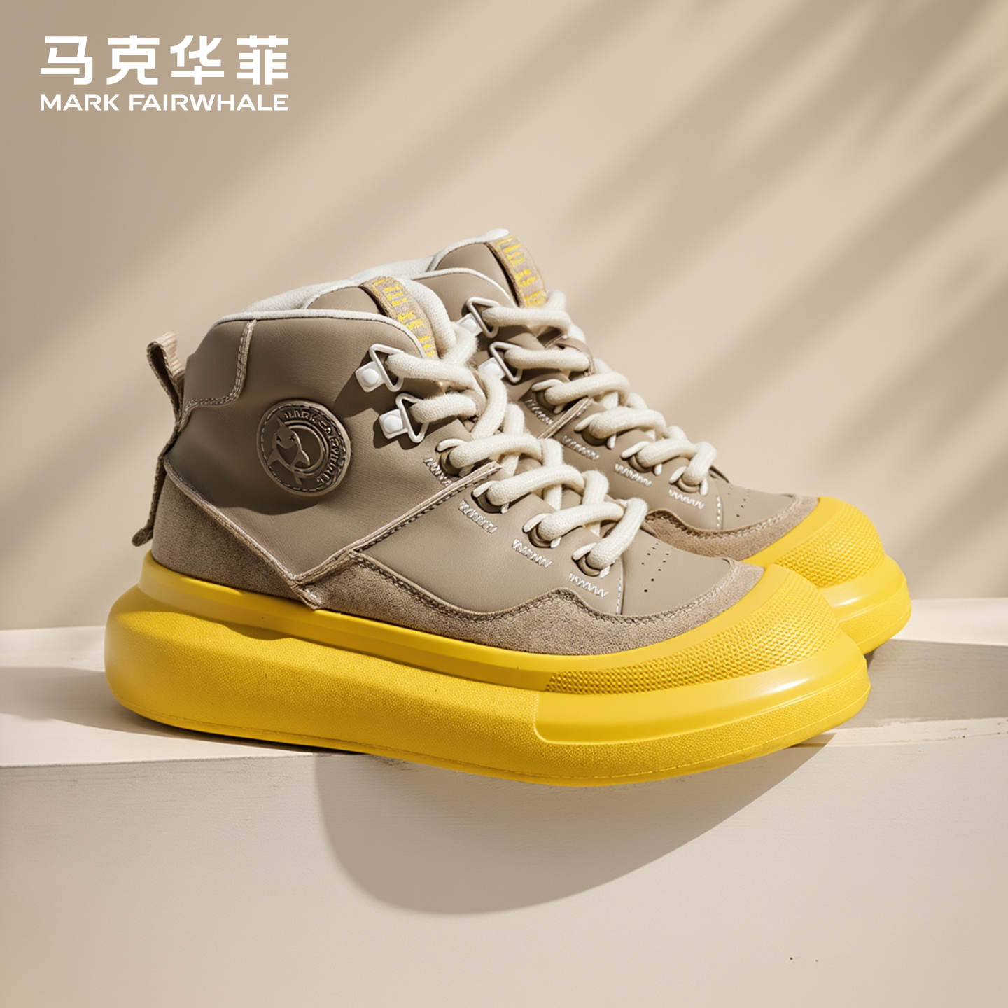 马克华菲加绒加厚高帮鞋雪地靴