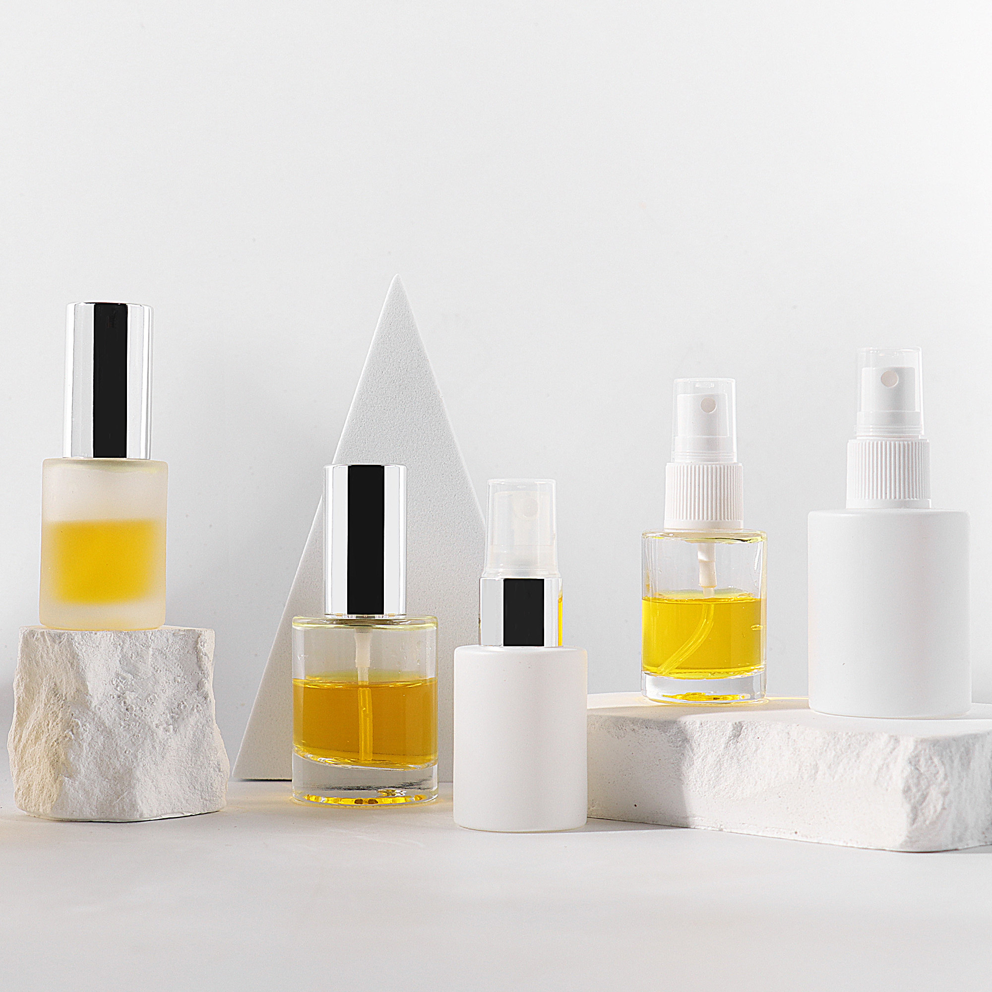 喷雾分装瓶HOPECK小容量18牙加厚磨砂喷白玻璃空瓶按压空爽肤水瓶,彩妆/香水/美妆工具,化妆/美容工具,淘宝优惠券,粉丝福利购,淘宝优惠卷