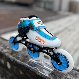 专业碳纤维速滑鞋竞速直排轮比赛轮滑鞋儿童溜冰鞋成人旱冰鞋速度