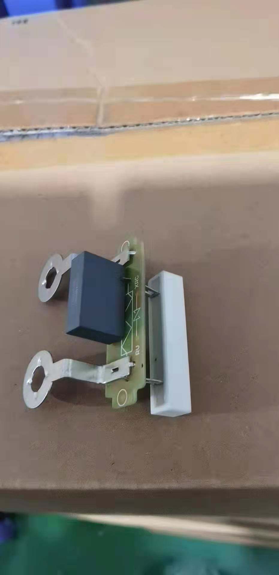 希曼顿阻容吸收器C68电容