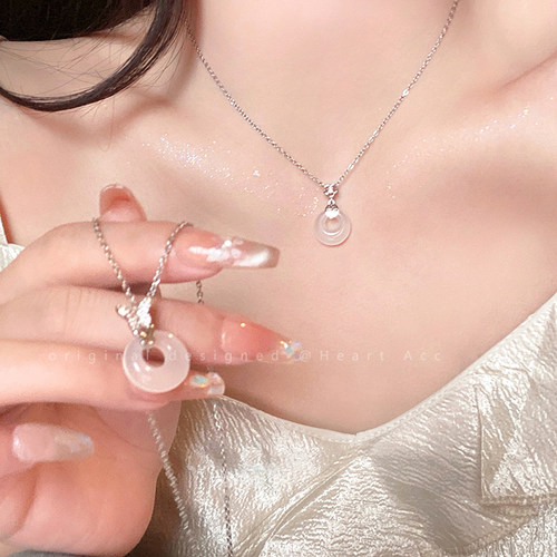 2026新款蝴蝶平安扣吊坠项链女款