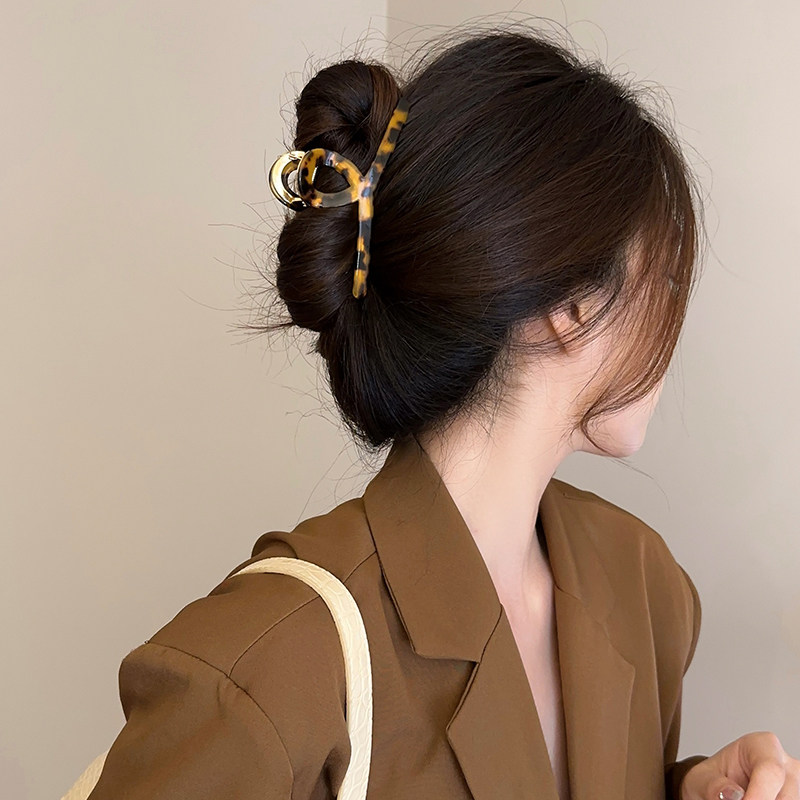 高级感豹纹大号抓夹女后脑勺盘发新款发夹发饰简约气质百搭鲨鱼夹,饰品/流行首饰/时尚饰品新,发饰,淘宝优惠券,粉丝福利购,淘宝优惠卷