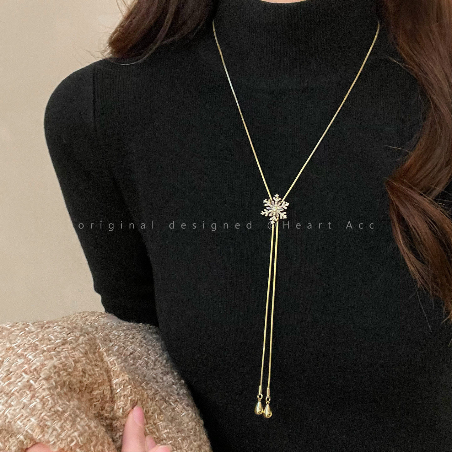 超闪锆石冬日雪花项链女款气质高级感轻奢抽拉毛衣链小众长款配饰