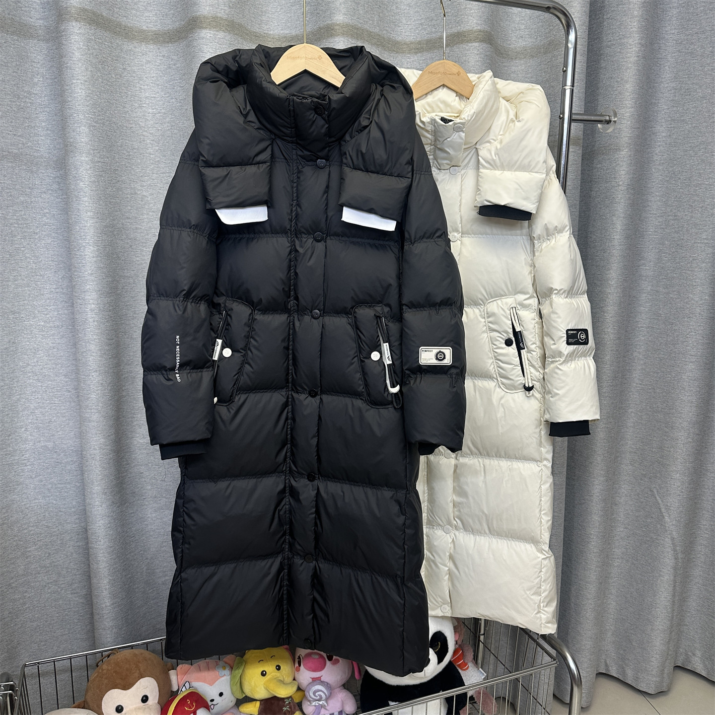 鹅绒过膝磁铁扣长款羽绒服女2025韩版冬季新款加厚连帽时尚外套潮